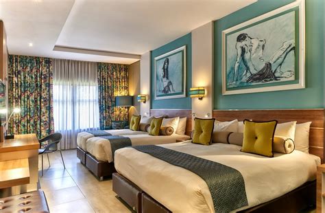 Peermont Metcourt Hotel .
